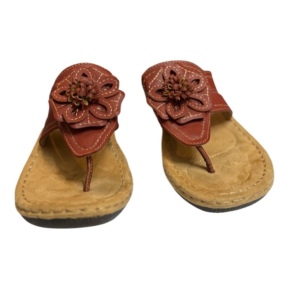 New Cliffs White Mountain Brown Leather Wedge Sandals Size 9 Flower Thong Sandal - Picture 4 of 13